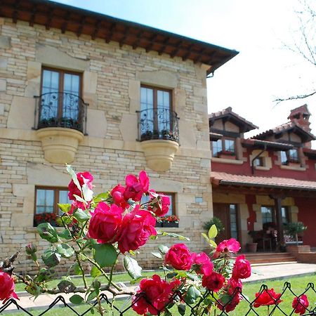 Posada La Fabula Santillana del Mar Extérieur photo